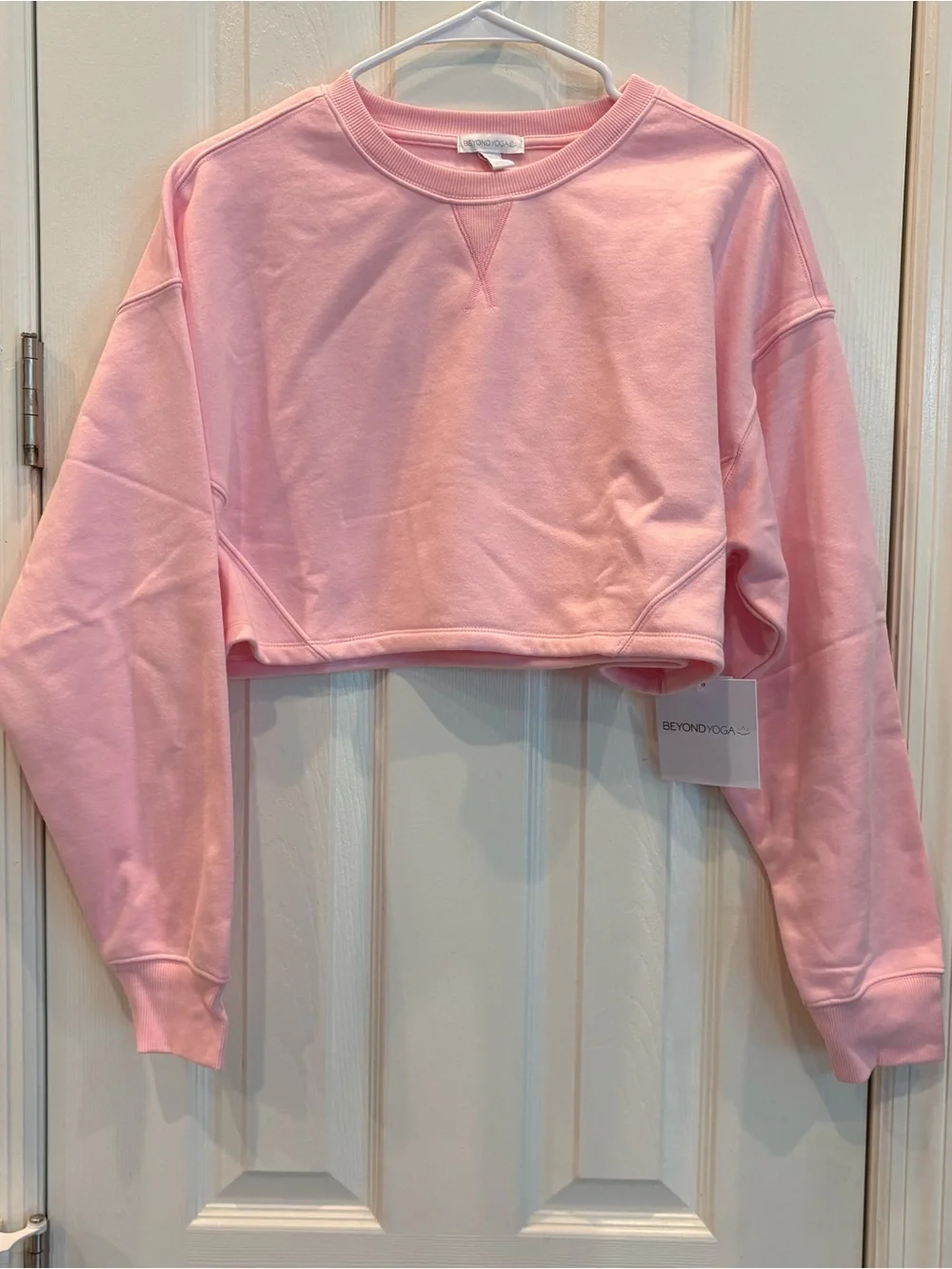 Beyond Yoga LuxeFleece™ Cropped Sweatshirt - Picture 5 of 6